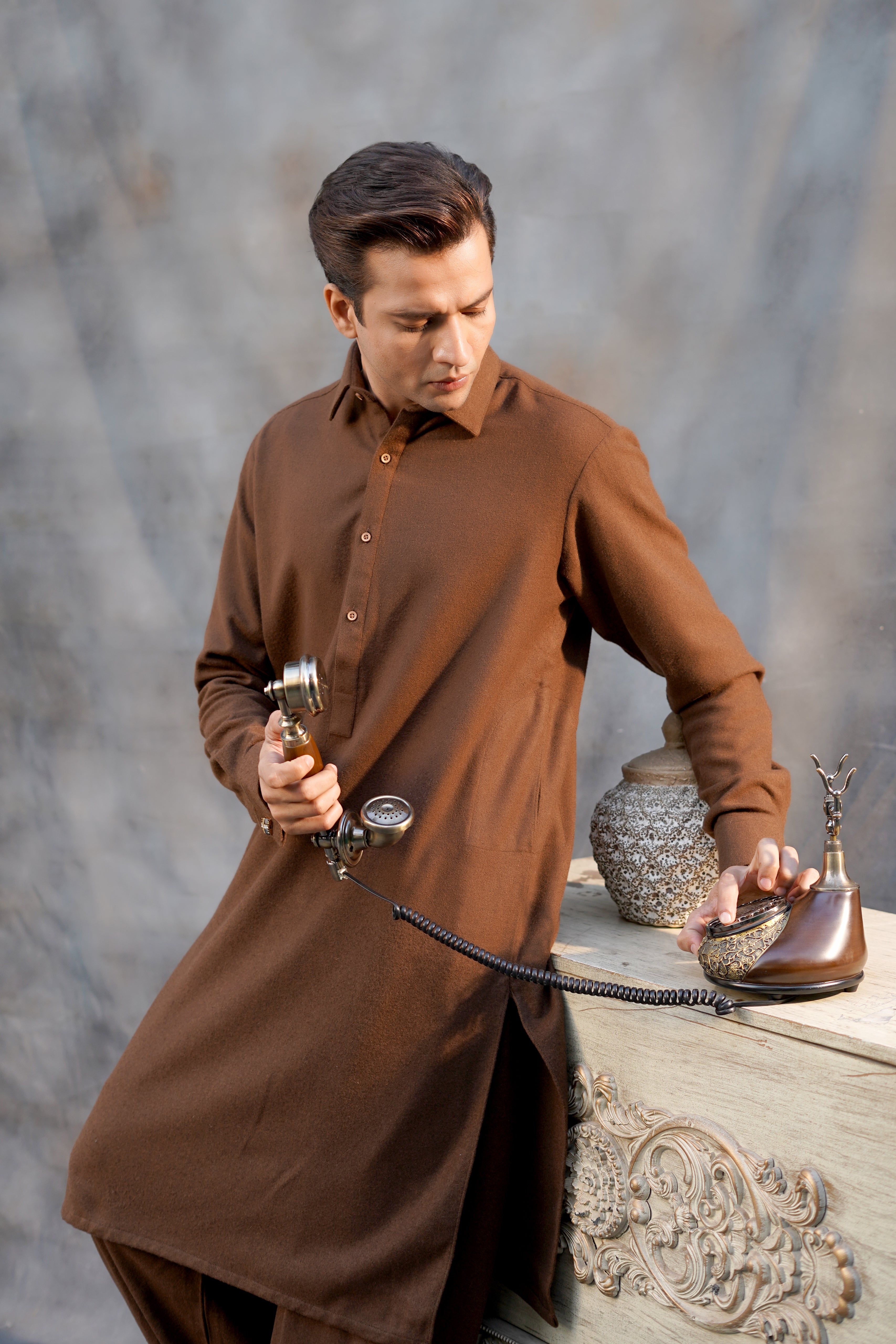 BROWN PLAIN WOOL KAMEEZ SHALWRAR