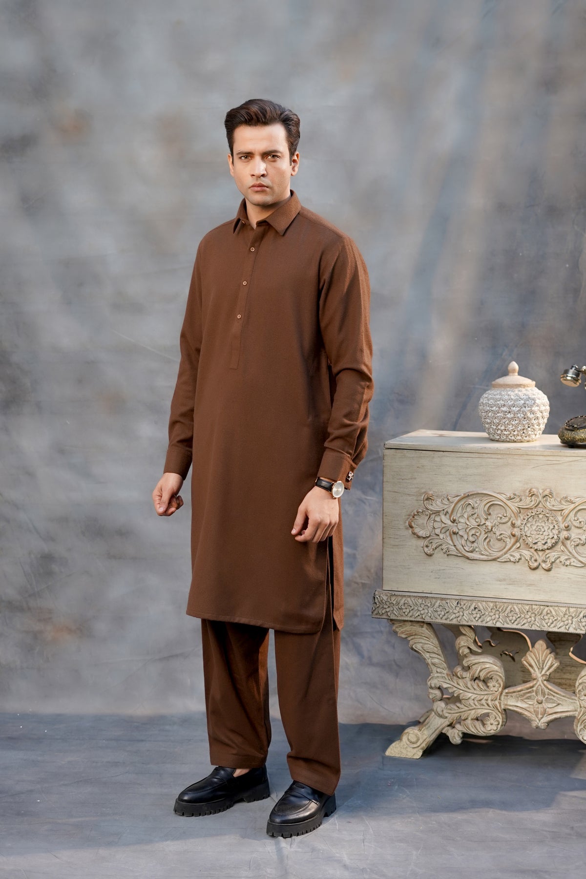 BROWN PLAIN WOOL KAMEEZ SHALWRAR