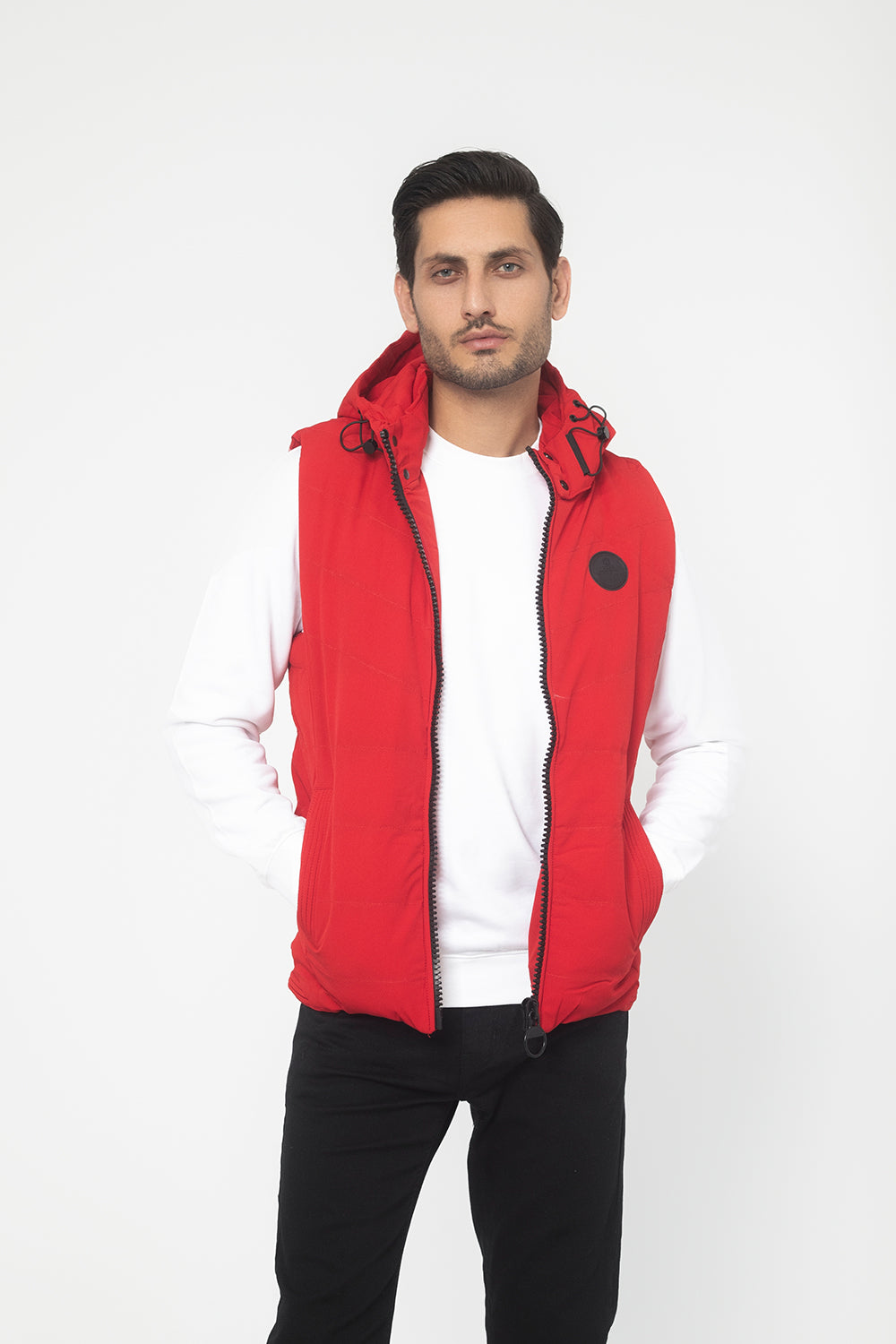 RED SLEEVE LESS HOODED PUFFER JACKET