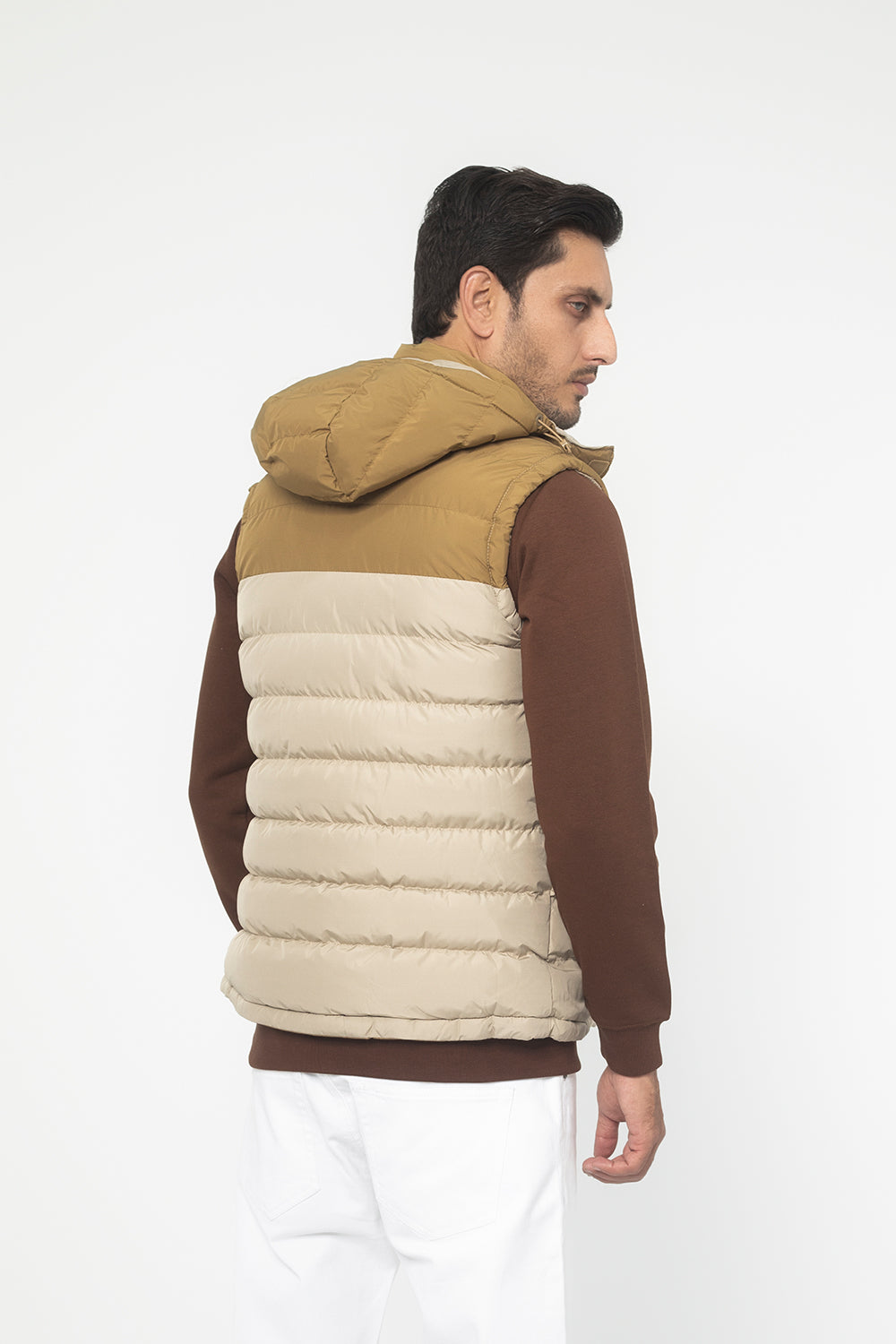 KHAKI SLEEVELESS HOODED PUFFER JACKET