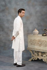 WHITE EMBROIDED KAMEEZ SHALWAR