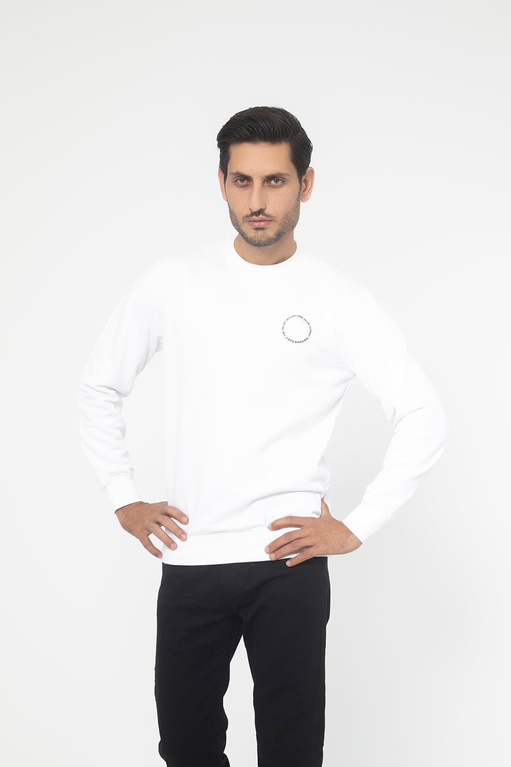 WHITE FLEECE CREW NECK SWEAT SHIRT